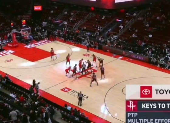 星空体育-主场现大量空座？KD解释：第二节中段才满座 休斯敦一直都是这样